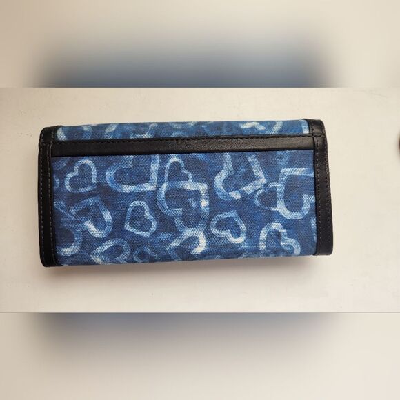 Michael Kors Large Wallet - Blue Denim Heart Print - Picture 6 of 8